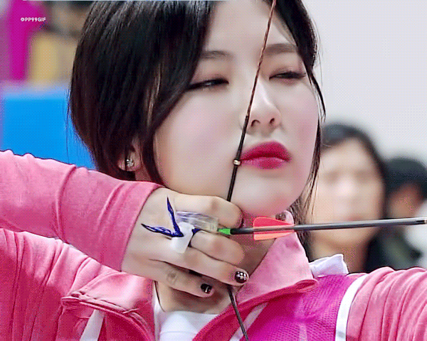 양궁하는 구구단 혜연.jpgif | 인스티즈