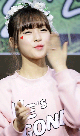 뒷모습도 너무 애기애기한 걸그룹 오마이걸 아린.JPG | 인스티즈