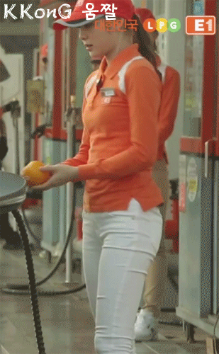 알바뛰는 국민 백수녀.gif | 인스티즈