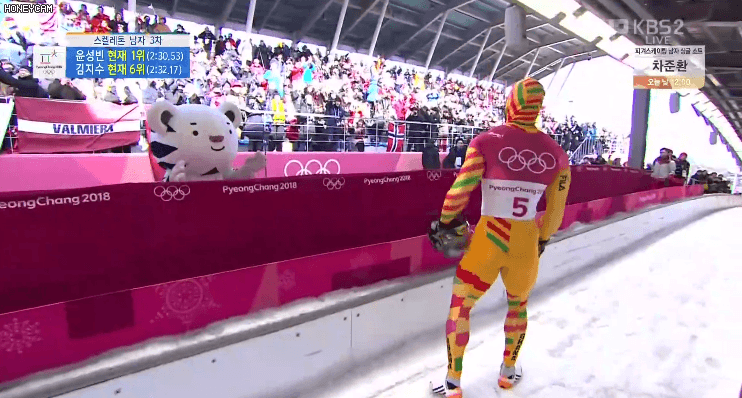 흥 넘치는 스켈레톤 가나 선수.gif | 인스티즈