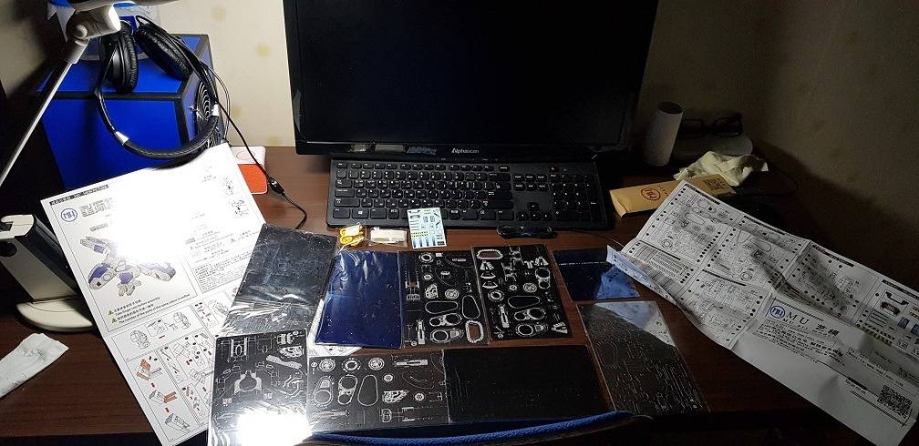 메탈퍼즐 시즈탱크 만드는 와고인.jpg | 인스티즈