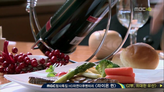 [지붕뚫고하이킥] 어이없는 일의 연속 (목도리 키스신 주의).jpg | 인스티즈