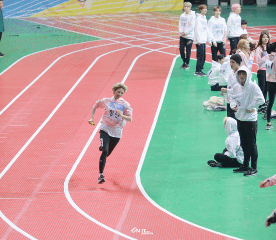 아육대에서도 미모 열일하는 트와이스 정연 | 인스티즈