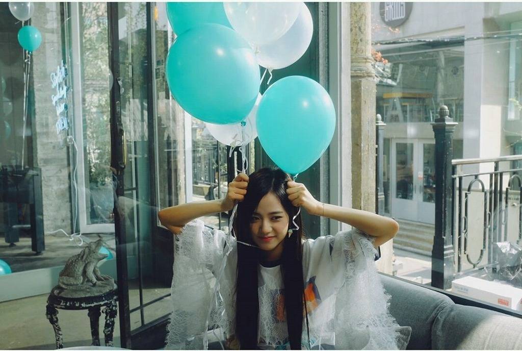 싱그럽게 이쁜 블랙핑크 지수.jpgif | 인스티즈