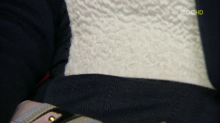 [지붕뚫고하이킥] 어이없는 일의 연속 (목도리 키스신 주의).jpg | 인스티즈