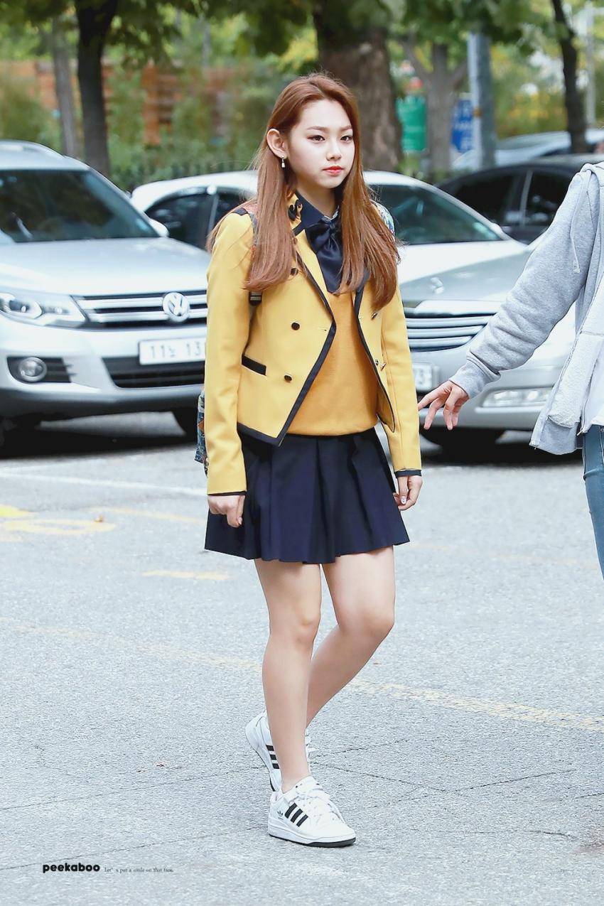 귀여움 으로는 최유정,김소혜와 삼대산맥 이라고 평가 받는 멤버 | 인스티즈