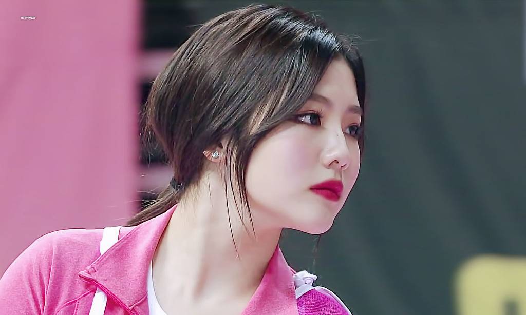 아육대 구구단 미모.gif | 인스티즈