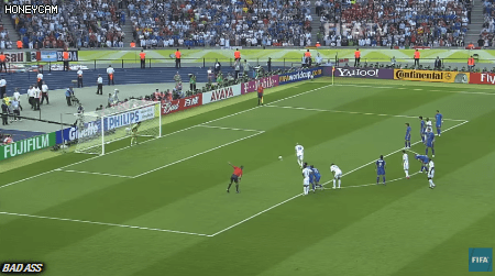 역대 파넨카킥 중 단연 최고.gif | 인스티즈