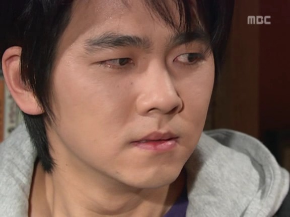 [거침없이하이킥] 박해미 앞에서 온순해진 민용이 ㅋㅋㅋㅋㅋ.jpg | 인스티즈