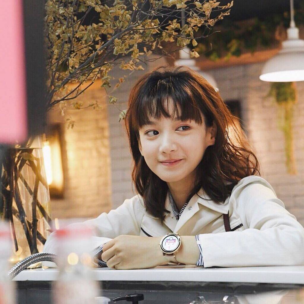 떠오르는 93년생 홍콩 여자 모델겸 배우.jpgif | 인스티즈