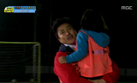 [아빠어디가] 역대 아빠들 중 아기들과의 역대급 케미.jpg | 인스티즈