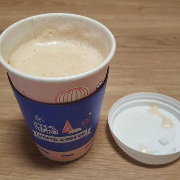 [토피넛라떼] 이디야에서 가장 인기있는 메뉴인 토피넛 라떼.jpg | 인스티즈