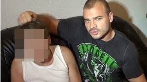 러시아의 유명한 동성애자 폭행남 | 인스티즈