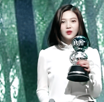 여러 이미지가 있는것같은 조이얼굴 | 인스티즈