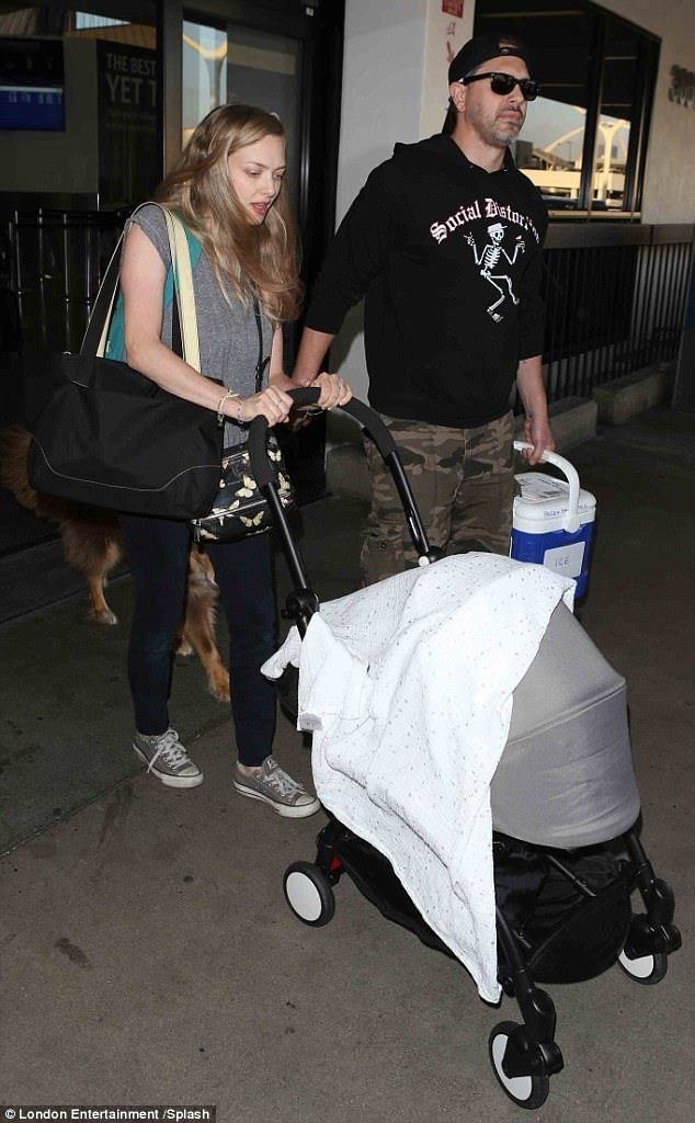 [아만다사이프리드외] 다들 저한테 말도 안하고 언제 애를 낳은거죠....? | 인스티즈