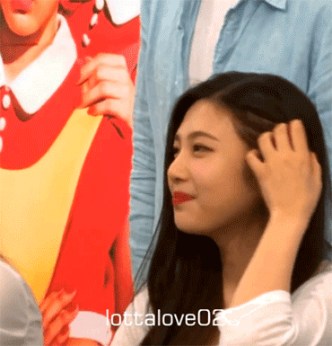 여러 이미지가 있는것같은 조이얼굴 | 인스티즈