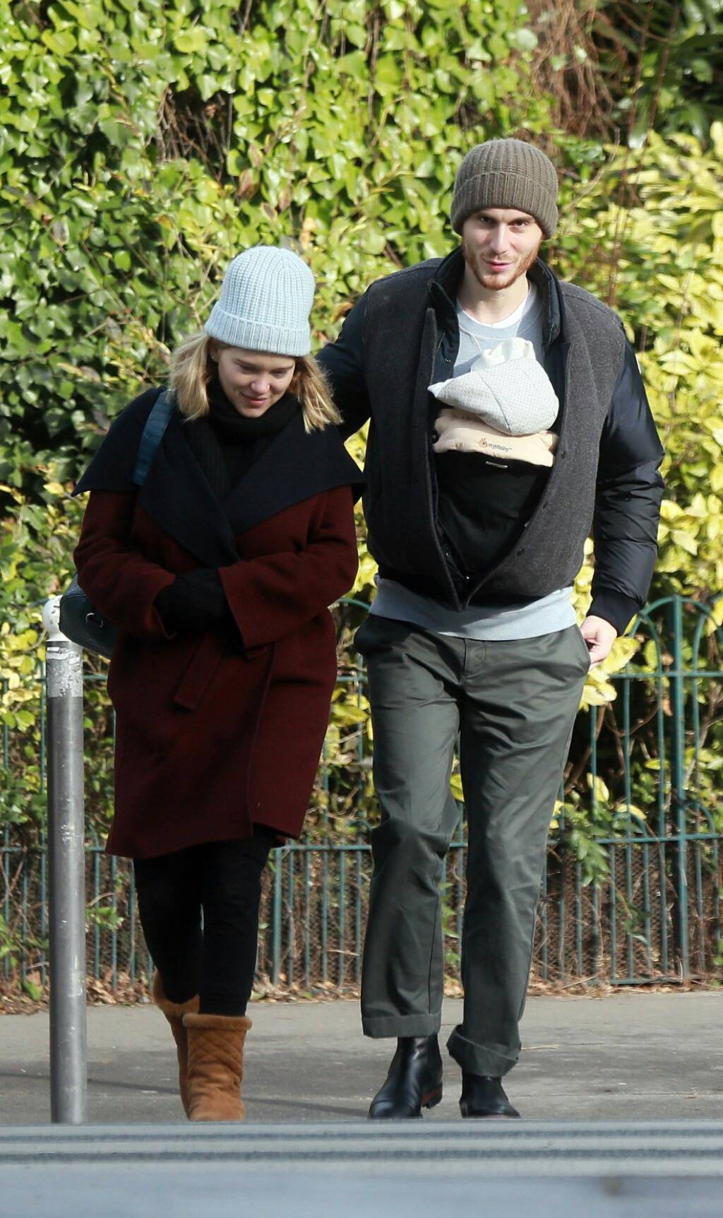 [아만다사이프리드외] 다들 저한테 말도 안하고 언제 애를 낳은거죠....? | 인스티즈