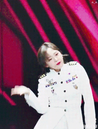 제복입은 퀸세정 | 인스티즈