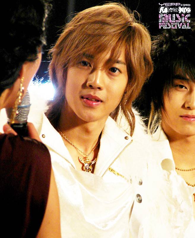 리즈시절이 너무도 찬란하고 아름다워 두고두고 회자되는 2세대 남자 아이돌 3명 | 인스티즈