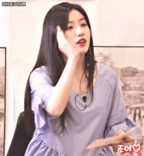 하이캠 프리스틴 비주얼 투탑중 한명인 퀸시연.gif | 인스티즈