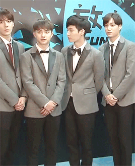 남자아이돌의 흔한 장난 | 인스티즈