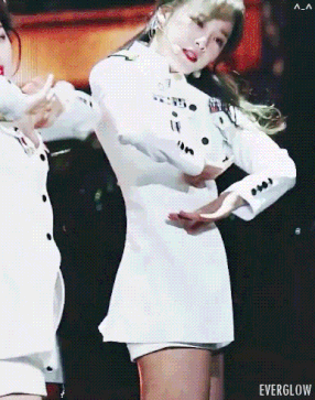 제복입은 퀸세정 | 인스티즈