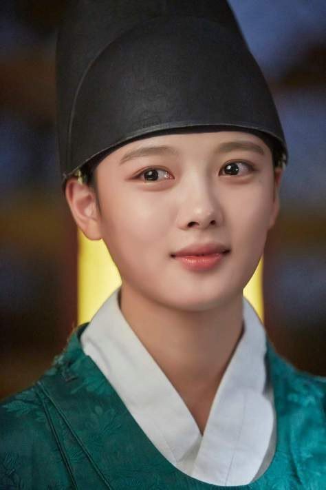 넘사벽 여신으로 성장하는 김유정 | 인스티즈