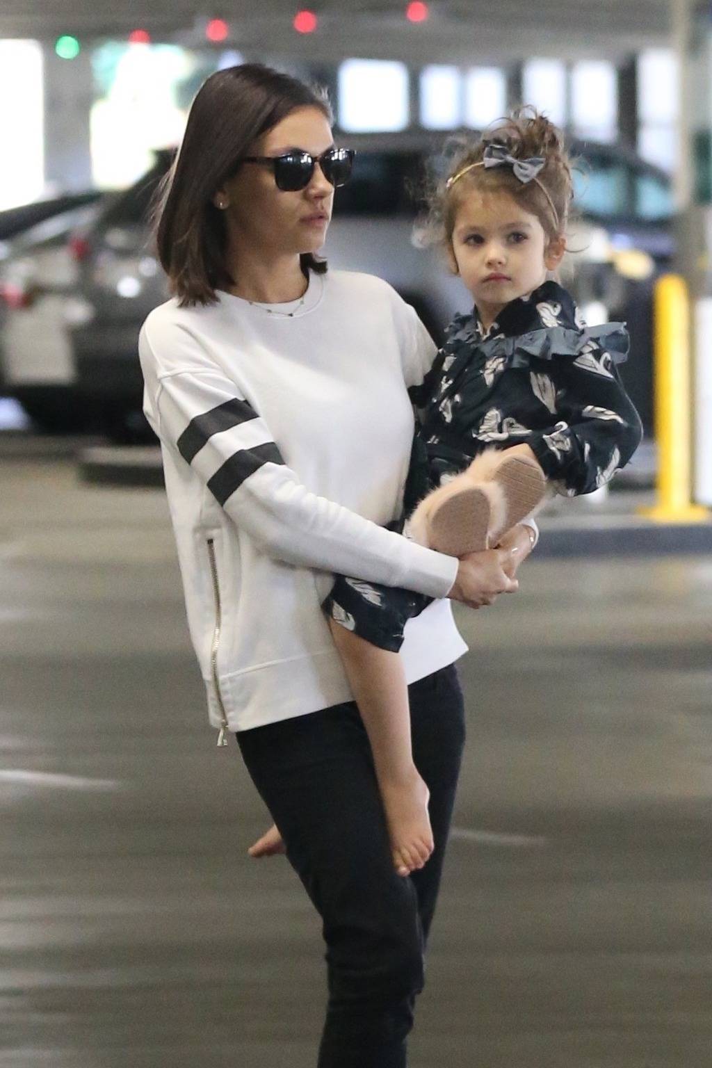 [아만다사이프리드외] 다들 저한테 말도 안하고 언제 애를 낳은거죠....? | 인스티즈