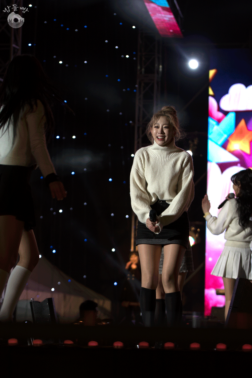 인사하는 러블리즈 지수.gif | 인스티즈