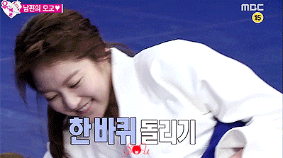 우결 안보는 사람이 보면 놀라는 스킨십이 제일 많았던 세커플.gif | 인스티즈