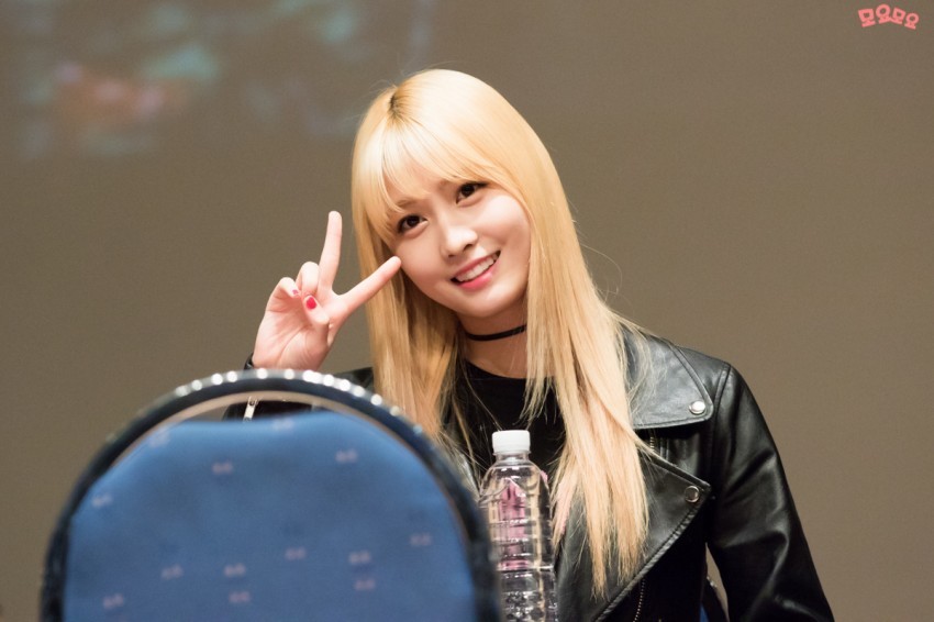 [트와이스] 시크한줄 알았는데 빙구미 쩌는 모구리 모모 짤모음.jpg | 인스티즈