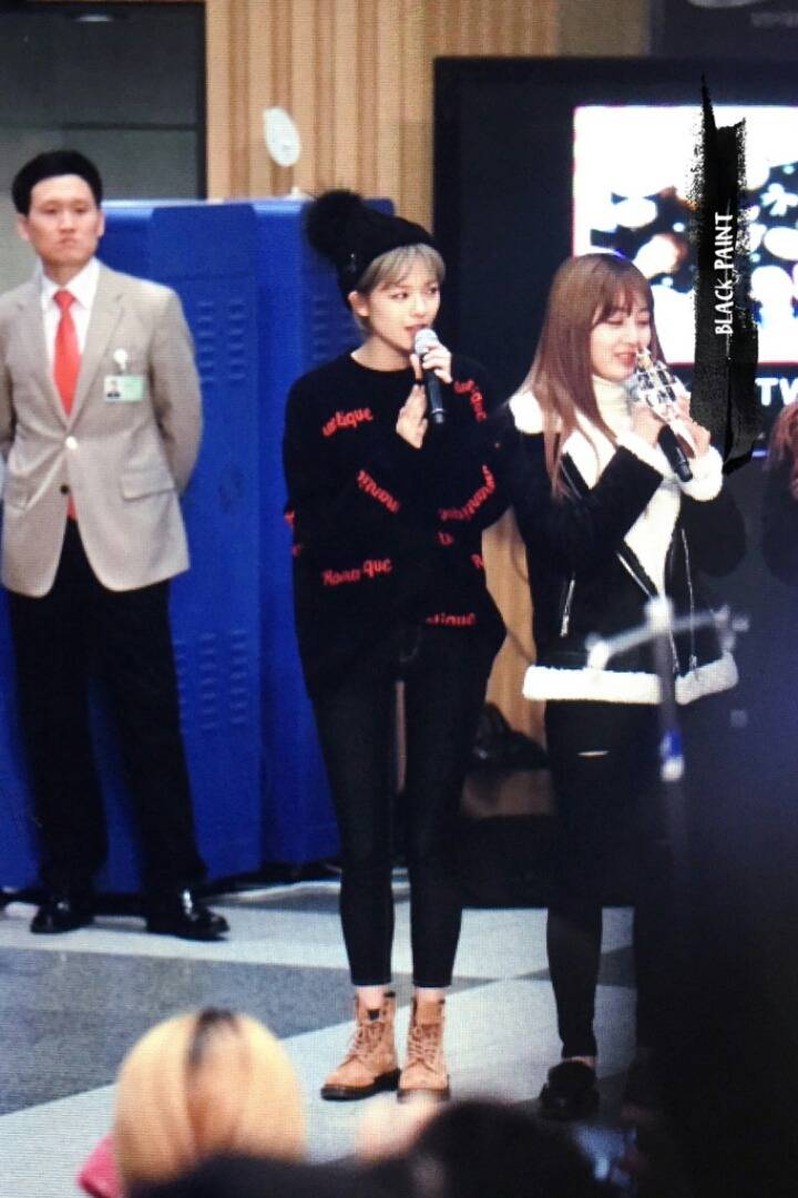 [트와이스] 오늘자 닥마 신은 정연이 비율ㄷㄷ | 인스티즈