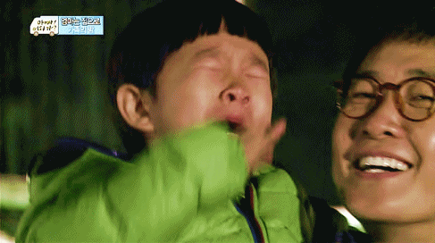 [아빠어디가] 민율이 귀여운 손.jpggif | 인스티즈