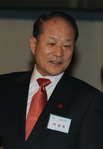 모르고 보면 전혀 친형제로 안보이는 이명박 친형제들.jpg | 인스티즈