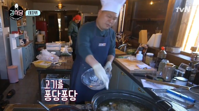 강식당 신메뉴 - 제주많은 돼지라면 .jpg | 인스티즈