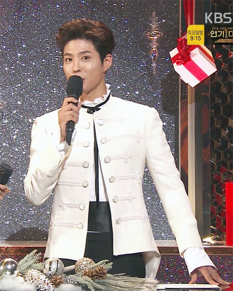 실시간 박보검 컨셉 확실한 2부 의상.jpg | 인스티즈