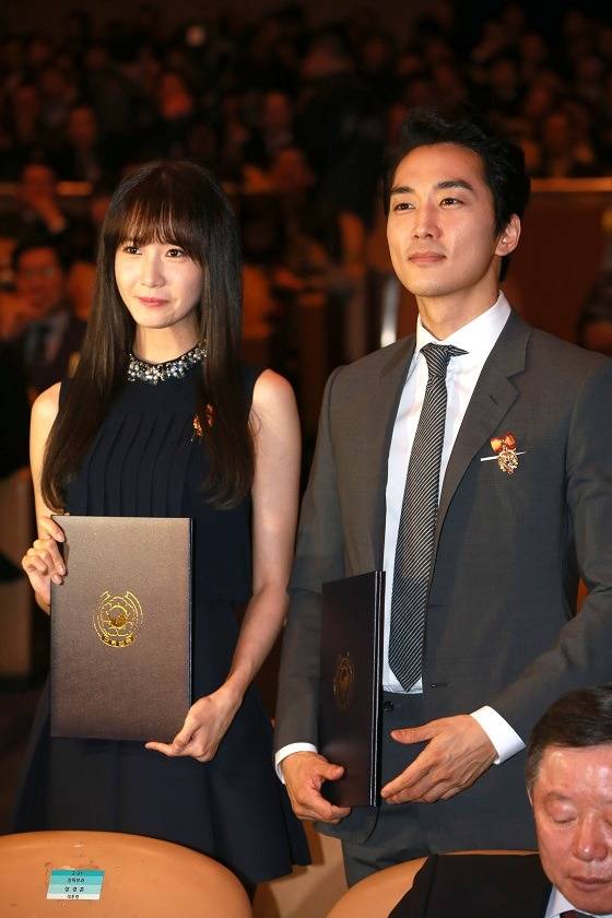 앞머리 자를까 말까...여자 연예인 비교 사진 15선 | 인스티즈