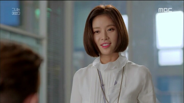 그녀는 예뻤다 황정음 연기 중에 조금 민망할 때 공감 | 인스티즈