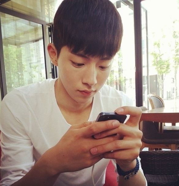 둘 중 한명 사겨야한다면 전자 vs 후자 | 인스티즈