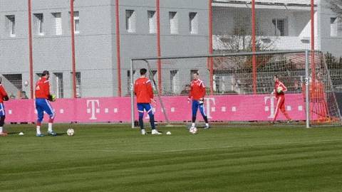 마누엘 노이어 평소 훈련 모습.gif | 인스티즈