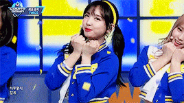 아무리 뛰어다니고 안무를 추더라도 절대 흔들림이 없는 여자아이돌 | 인스티즈