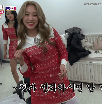 보랏빛 스타킹 신은 러블리즈 지수.gif | 인스티즈