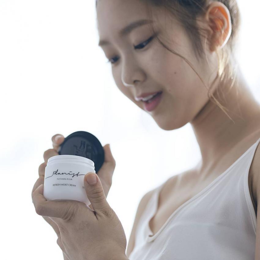 오마이걸 두리 화장품 광고 이미지.JPG | 인스티즈