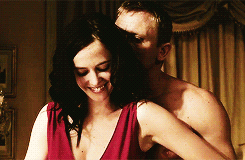 [에바그린] 마녀나 고스 이런 어두운쪽 분위기가 잘 어울리는 배우(넘나 몸매주의) | 인스티즈