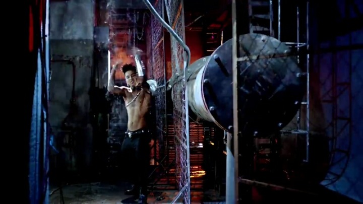 모든 YG 뮤비에서 절대 빠지면 안되는 4대장 | 인스티즈