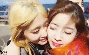 [트와이스] 멤버중 유독 심한 모모 버릇 | 인스티즈