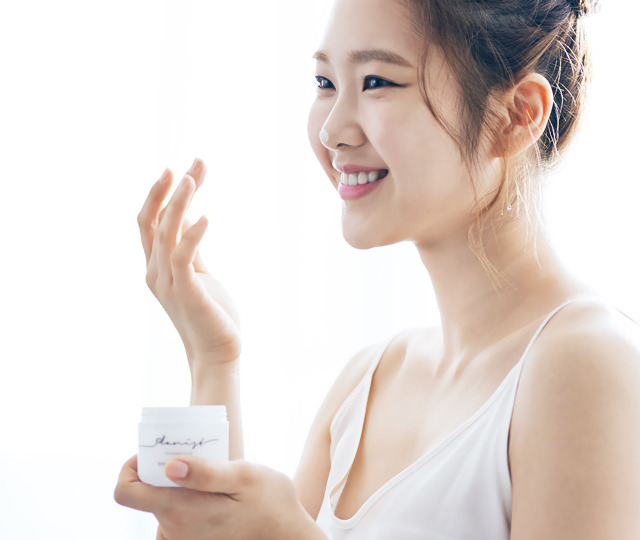 오마이걸 두리 화장품 광고 이미지.JPG | 인스티즈