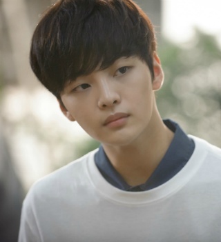 주원하고 김우빈이 경찰인데 고등학생으로 위장수사 들어간 썰 풀어보는 가상 드라마 시나리오.txt | 인스티즈