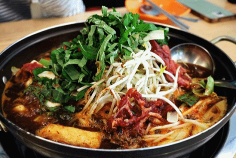 한국 스타일! 달콤짭쪼름 궁중떡볶이 gifjpg | 인스티즈