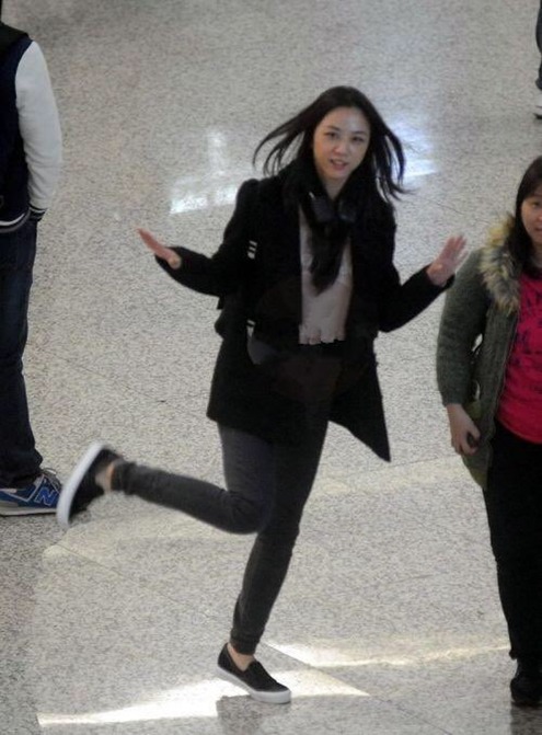 돌발적인행동을 잘한다는 탕웨이ㄷㄷㄷ.jpg | 인스티즈